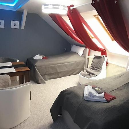 Best-Preis -Vip Lounge- Mit Netflix, Self-Check-In, Ebike Ladestation, Fahrradraum, Wlan Und Netflix - Direkt Am Elberadweg Im Herzen Von Wittenberge Zewnętrze zdjęcie