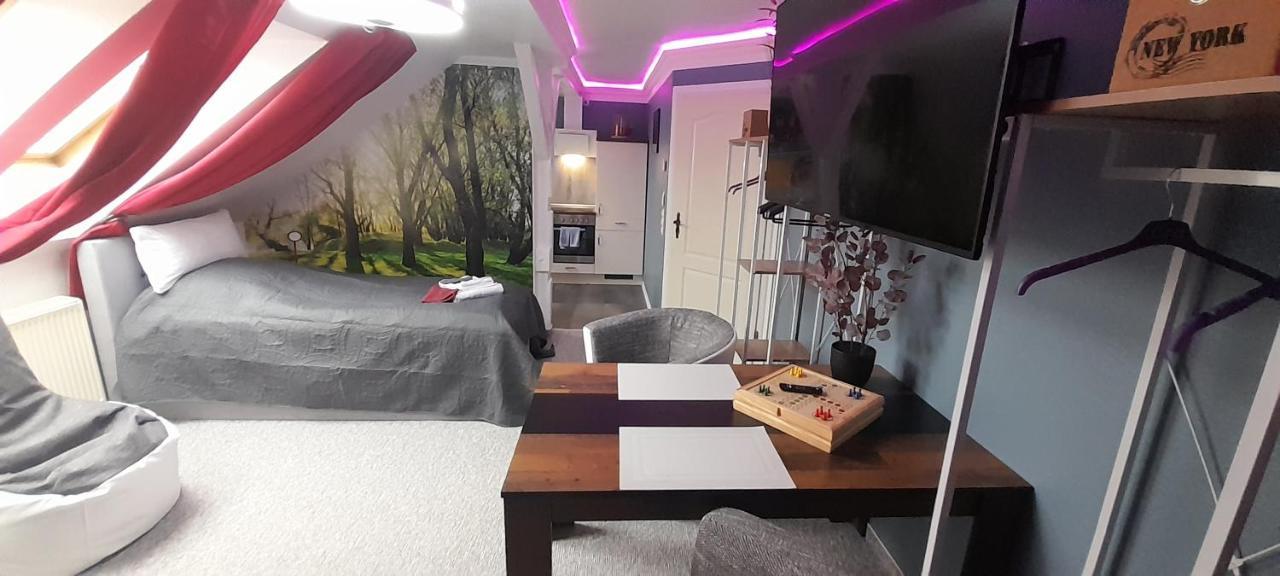 Best-Preis -Vip Lounge- Mit Netflix, Self-Check-In, Ebike Ladestation, Fahrradraum, Wlan Und Netflix - Direkt Am Elberadweg Im Herzen Von Wittenberge Zewnętrze zdjęcie