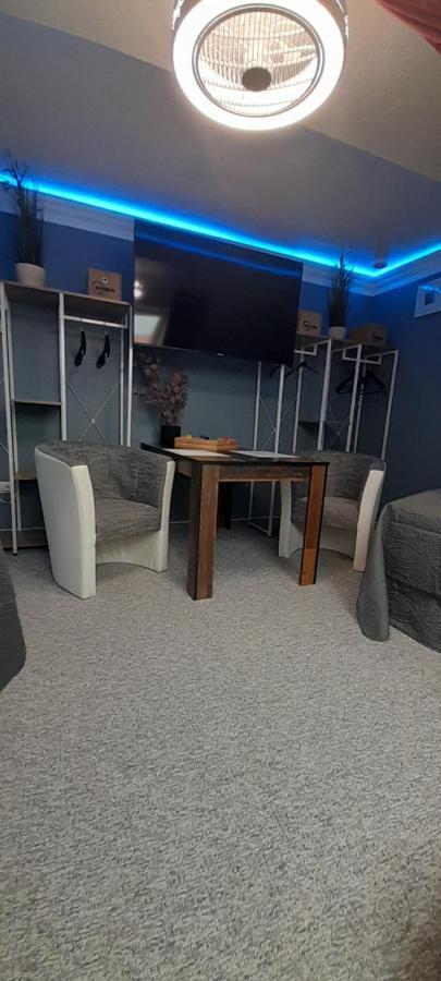 Best-Preis -Vip Lounge- Mit Netflix, Self-Check-In, Ebike Ladestation, Fahrradraum, Wlan Und Netflix - Direkt Am Elberadweg Im Herzen Von Wittenberge Zewnętrze zdjęcie