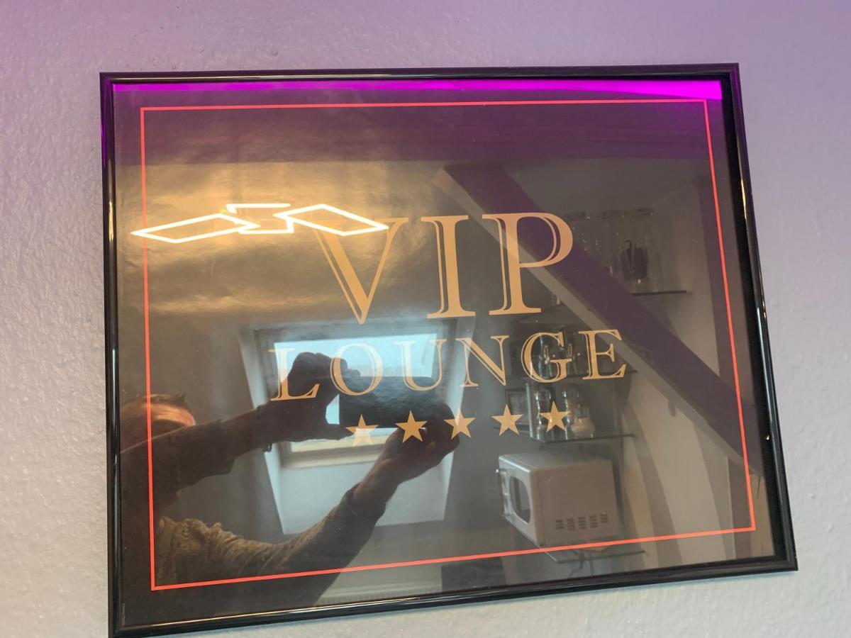 Best-Preis -Vip Lounge- Mit Netflix, Self-Check-In, Ebike Ladestation, Fahrradraum, Wlan Und Netflix - Direkt Am Elberadweg Im Herzen Von Wittenberge Zewnętrze zdjęcie